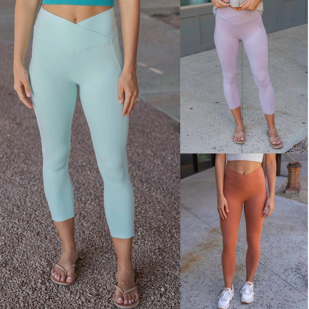 Grace & Lace purple cross front cropped leggings